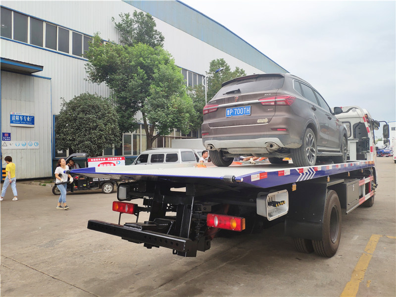 東風天錦一拖二平板清障車 東風天錦一拖二平板清障車