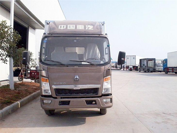 重汽豪沃4.1米貨廂冷藏車 重汽豪沃4.1米貨廂冷藏車