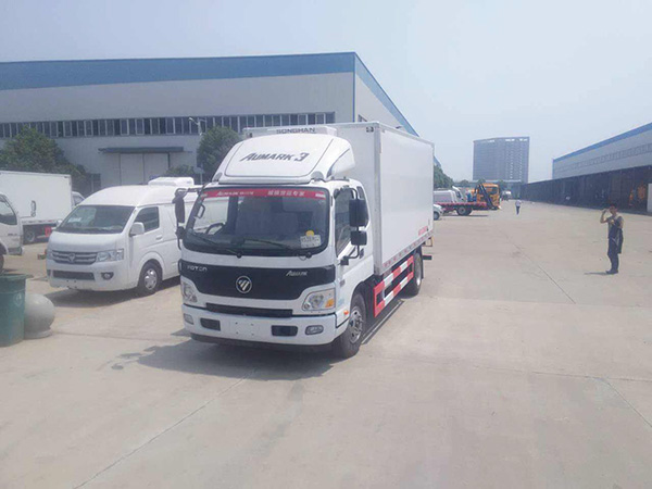 福田歐馬可排半5.1米冷藏車