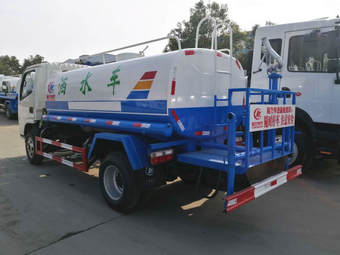 東風(fēng)福瑞卡灑水車 東風(fēng)福瑞卡灑水車