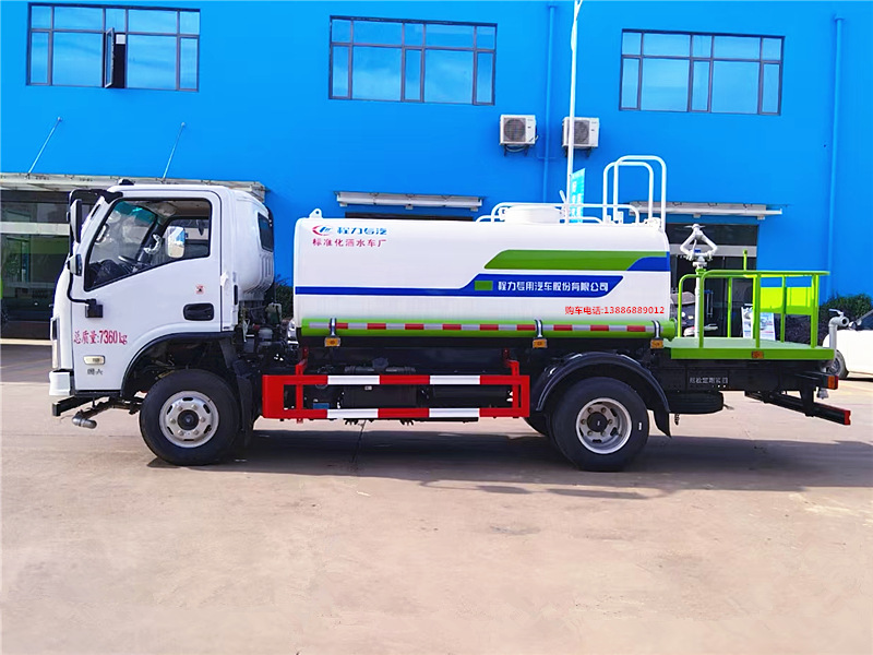 東風華神V3灑水車