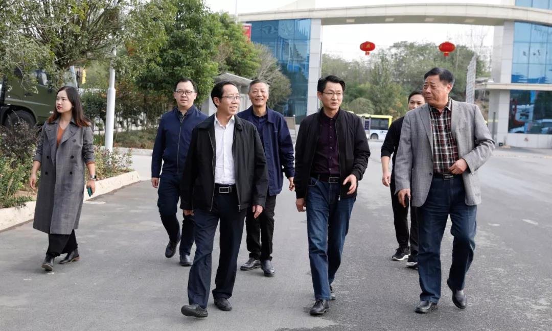 湖北省研究室黨組成員帶隊(duì)赴程力集團(tuán)調(diào)研指導(dǎo)工作