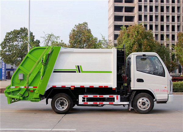 國(guó)六凱馬藍(lán)牌壓縮垃圾車(chē)