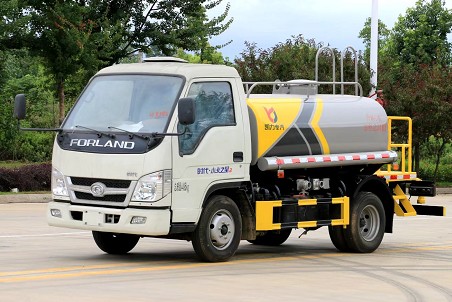 國六福田時代小卡之星藍牌2.7噸灑水車