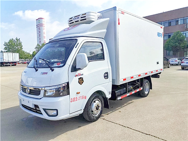 東風途逸國六冷藏車